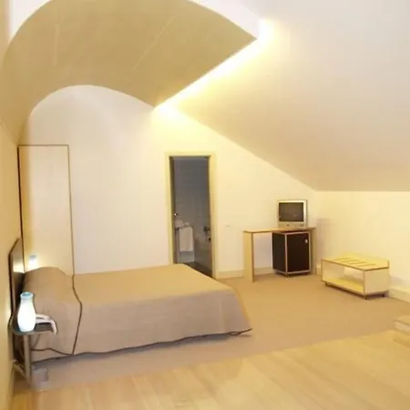Hotell Principe Da Beira